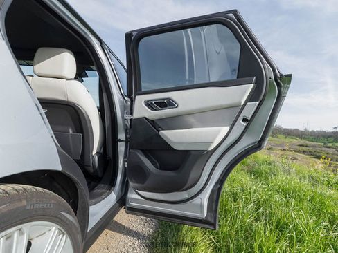 Used 2023 Land Rover Range Rover Velar R-Dynamic S image 53