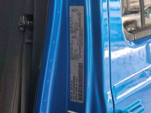 Used 2025 Jeep Wrangler Unlimited Rubicon image 26