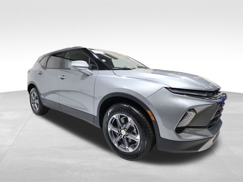 Certified 2025 Chevrolet Blazer LT image 6