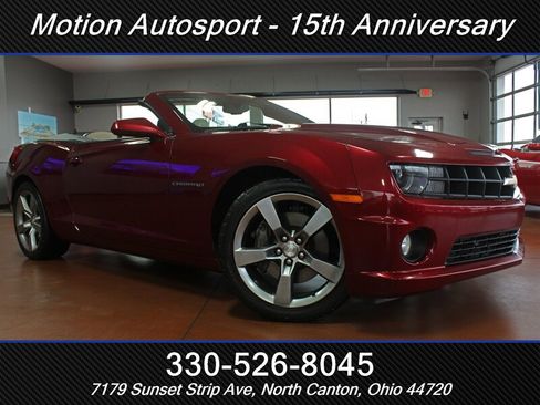 Used 2011 Chevrolet Camaro SS w/ RS Package RWD image 2