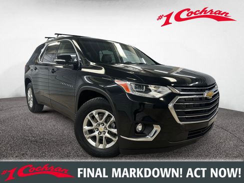Certified 2020 Chevrolet Traverse LT w/ LPO, Floor Liner Package FWD image 1