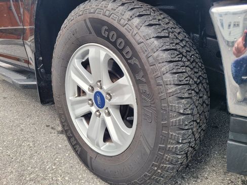 Used 2018 Ford F150 XLT image 10