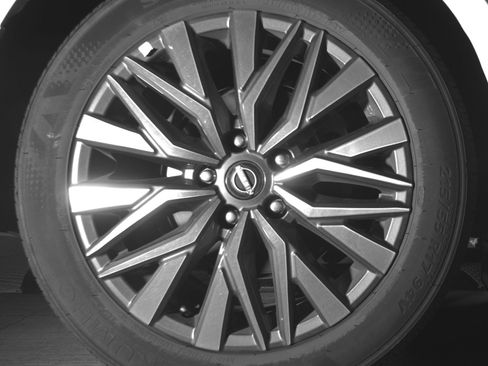 Used 2025 Nissan Altima 2.5 SV FWD image 15