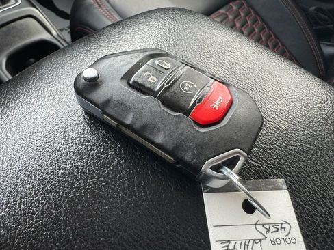 Used 2021 Jeep Gladiator Sport AWD/4WD image 21