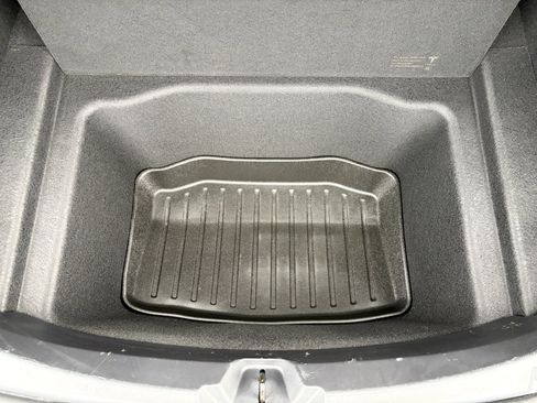 Used 2021 Tesla Model 3 Standard Range Plus image 28