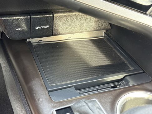 Used 2022 Toyota Camry LE FWD image 23