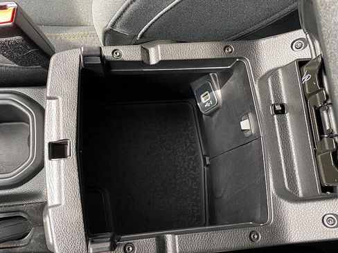 Used 2024 Jeep Wrangler Willys image 53