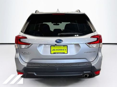 Used 2020 Subaru Forester Limited AWD/4WD image 5