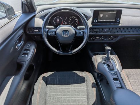 Used 2025 Honda HR-V Sport image 31
