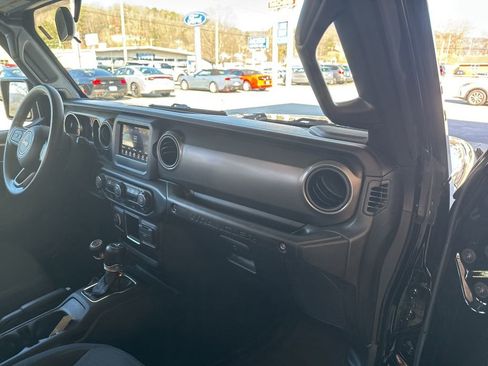 Used 2023 Jeep Wrangler Sport image 15