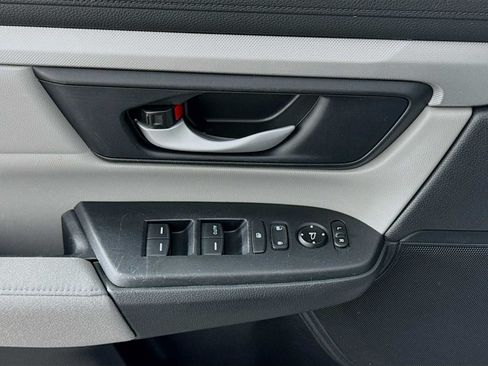 Certified 2020 Honda CR-V LX image 17