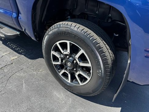 Used 2014 Toyota Tundra SR5 w/ TRD Off Road Package AWD/4WD image 42