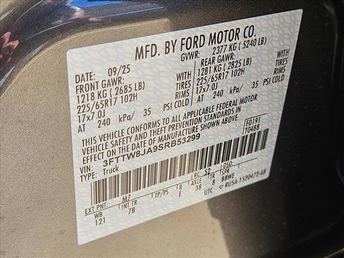 New 2025 Ford Maverick XLT w/ XLT Luxury Package image 18