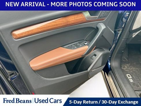 Used 2021 Audi Q5 2.0T Premium Plus w/ Premium Plus Package AWD/4WD image 3