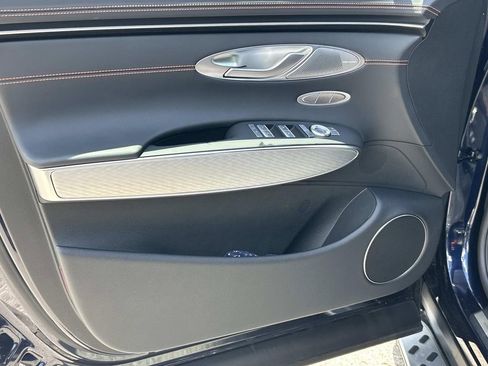 New 2026 Genesis GV70 2.5T Sport Prestige AWD/4WD image 18