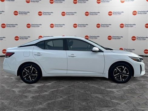 New 2025 Nissan Sentra SV image 6