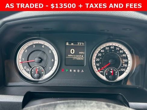 Used 2015 RAM 2500 Tradesman w/ Chrome Appearance Group image 17