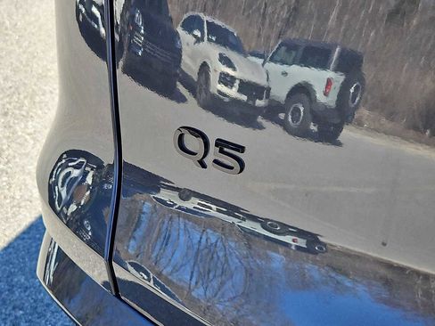 Certified 2025 Audi Q5 Premium w/ Premium Plus AWD/4WD image 6