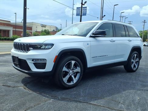 Used 2023 Jeep Grand Cherokee 4WD 4xe image 24