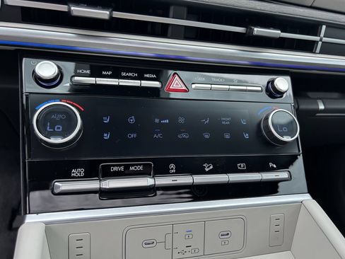 New 2027 Hyundai Santa Fe Limited FWD image 29