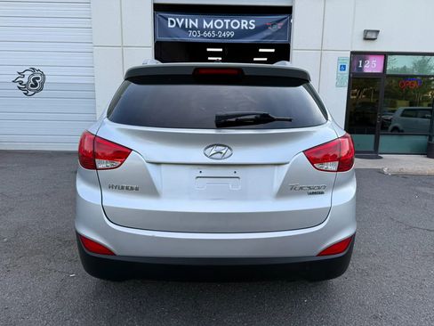 Used 2012 Hyundai Tucson Limited FWD image 11