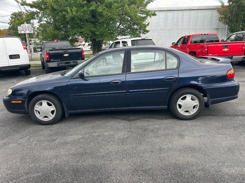 Used 2000 Chevrolet Malibu LS w/ Preferred Equipment Group 1 FWD image 6
