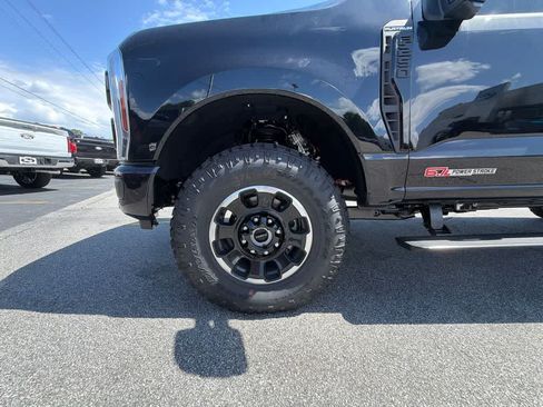 New 2026 Ford F250 Platinum w/ Tremor Off-Road Package AWD/4WD image 11