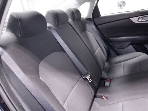 Used 2023 Kia Forte LXS w/ LXS Technology Package image 17