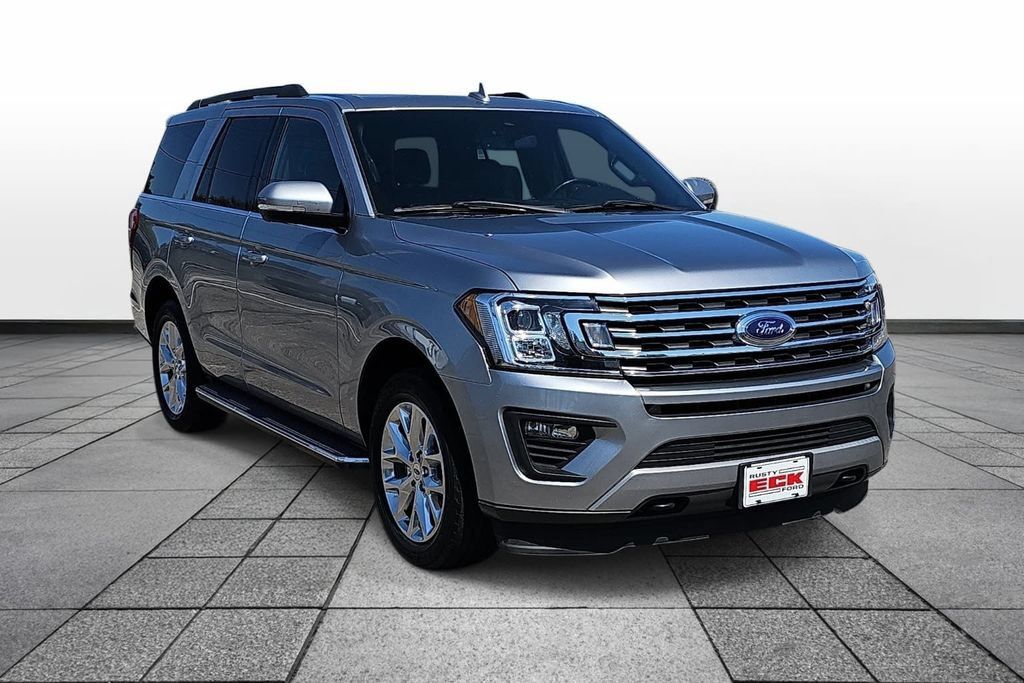 Used 2021 Ford Expedition XLT AWD/4WD image 3