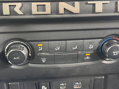 Certified 2025 Nissan Frontier SV AWD/4WD image 26