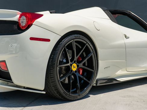 Used 2014 Ferrari 458 Spider RWD image 43