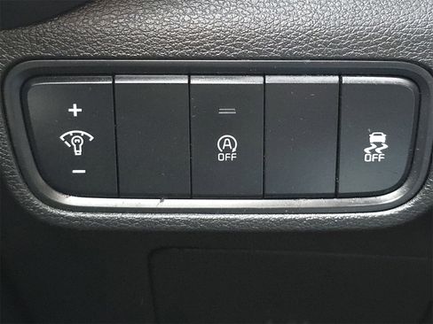 Used 2022 Kia Soul LX image 14