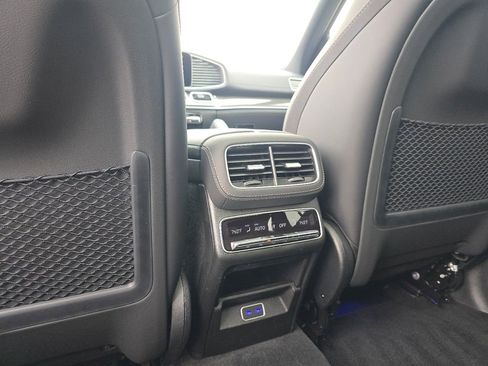 New 2026 Mercedes-Benz GLE 53 AMG 4MATIC image 26