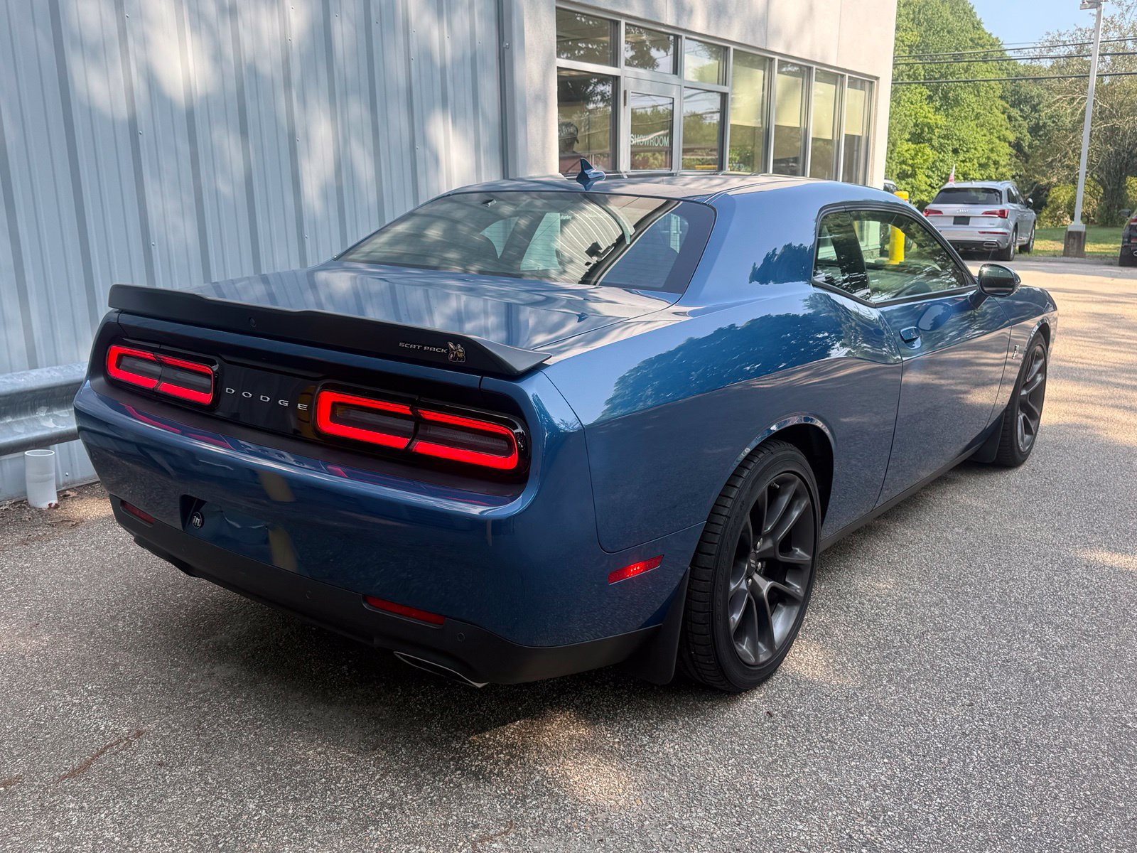 Used 2022 Dodge Challenger R/T Scat Pack RWD image 6