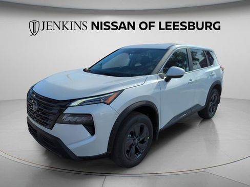 New 2026 Nissan Rogue SV FWD image 9