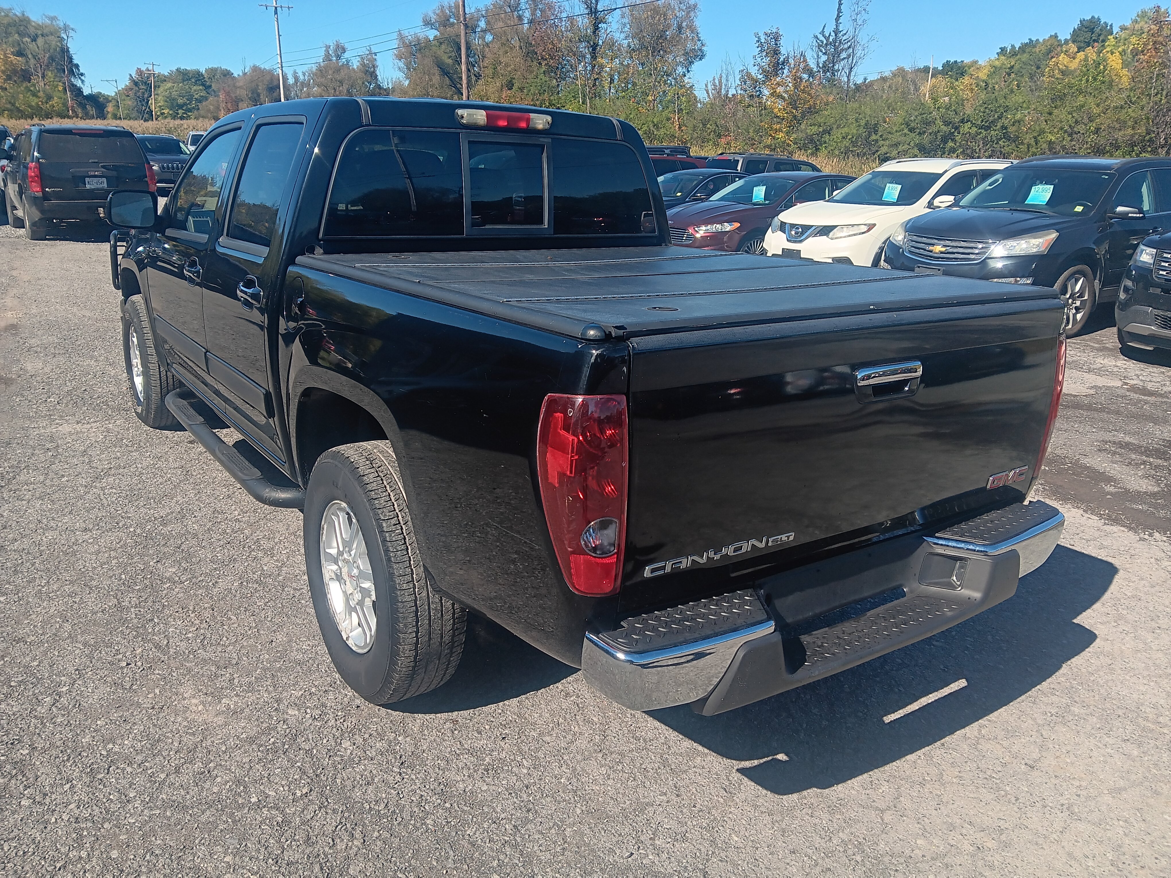 Used 2011 GMC Canyon SLT AWD/4WD image 3