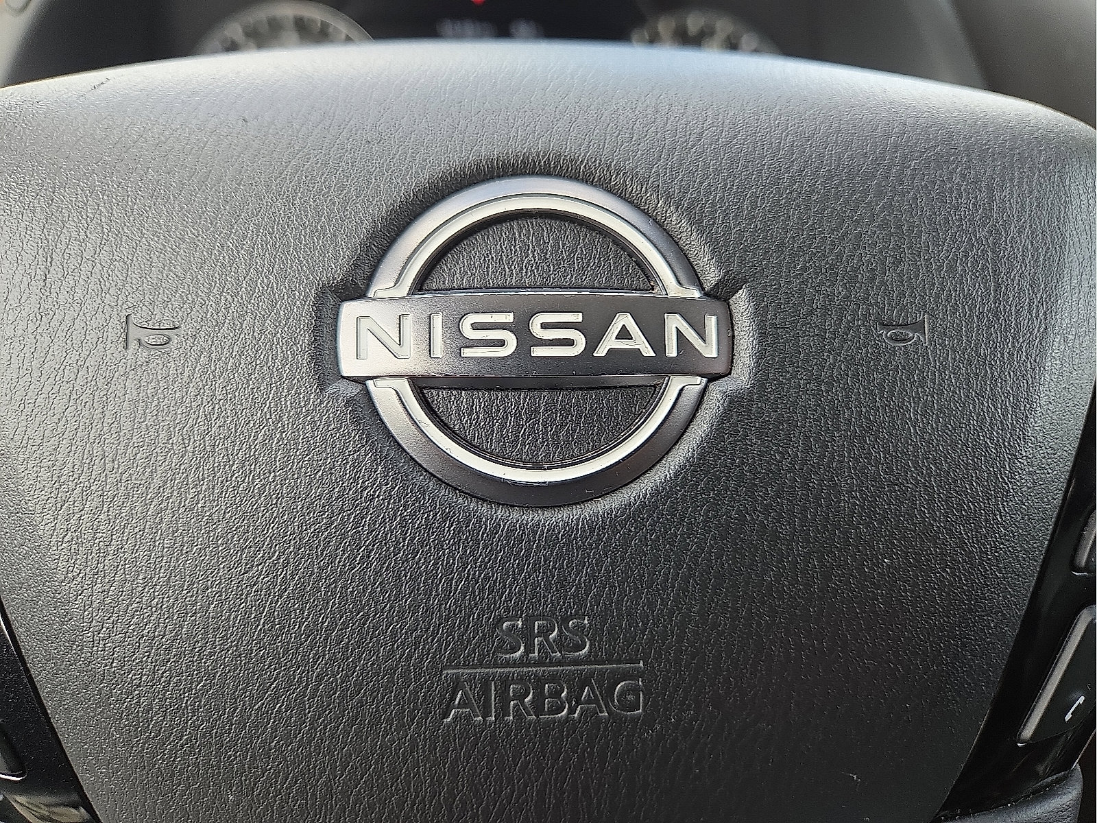 Used 2022 Nissan Armada SL w/ Captain's Chairs Package AWD/4WD image 22
