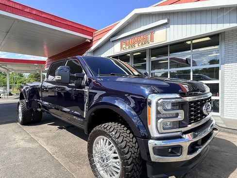 Used 2023 Ford F450 Lariat AWD/4WD image 14