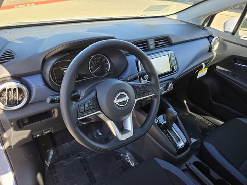 New 2025 Nissan Versa SV w/ Trunk Package FWD image 11