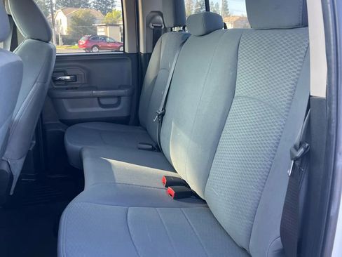 Used 2015 RAM 1500 Classic SLT image 13