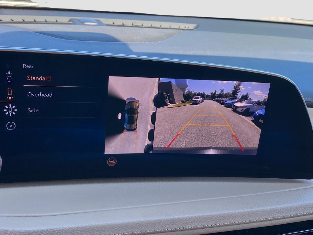 Used 2025 Cadillac XT4 Premium Luxury FWD image 16
