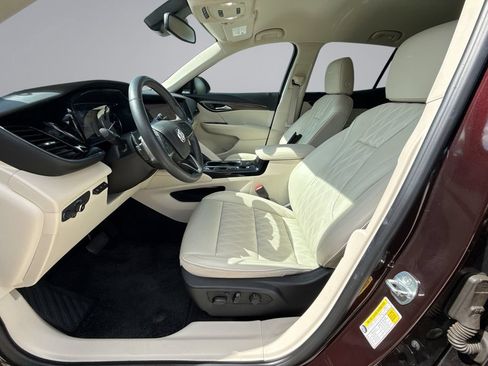 Used 2021 Buick Envision Avenir FWD image 30