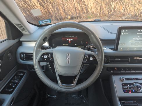 Used 2020 Lincoln Aviator Reserve w/ Elements Package Plus image 22