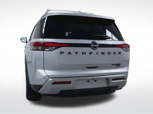 Used 2023 Nissan Pathfinder Platinum w/ Lighting Package (N93) AWD/4WD image 7