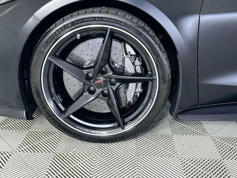 Used 2025 Chevrolet Corvette E-Ray AWD/4WD image 27
