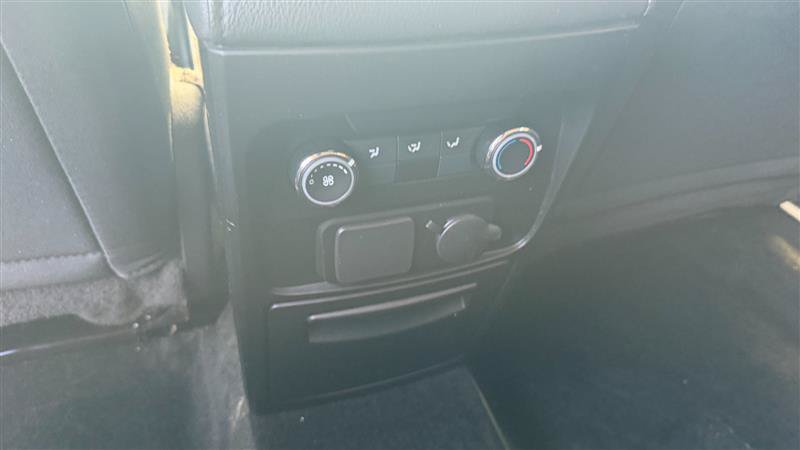 Used 2018 Ford Flex SE FWD image 19