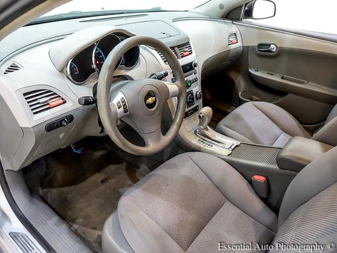 Used 2009 Chevrolet Malibu LS image 14