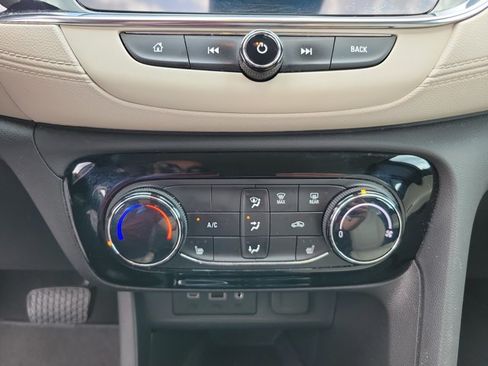 Used 2023 Buick Encore GX Preferred w/ Cold Weather Comfort Package FWD image 20