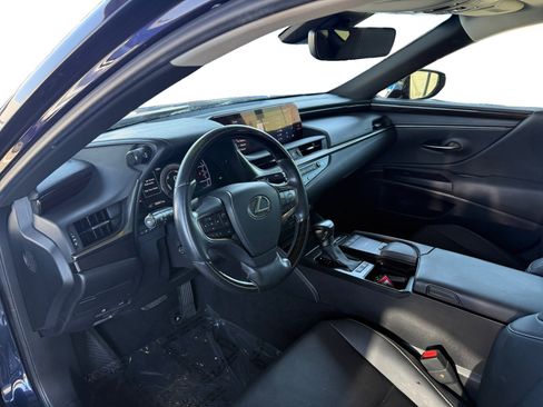 Used 2019 Lexus ES 300h w/ Premium Package FWD image 9