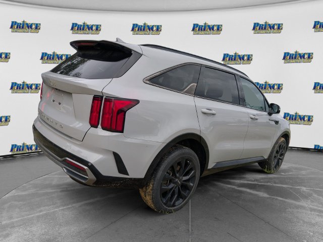 Used 2022 Kia Sorento SX AWD/4WD image 3